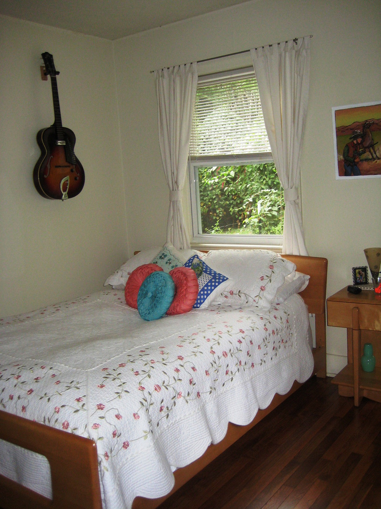 chambre à coucher moderne style mid-century